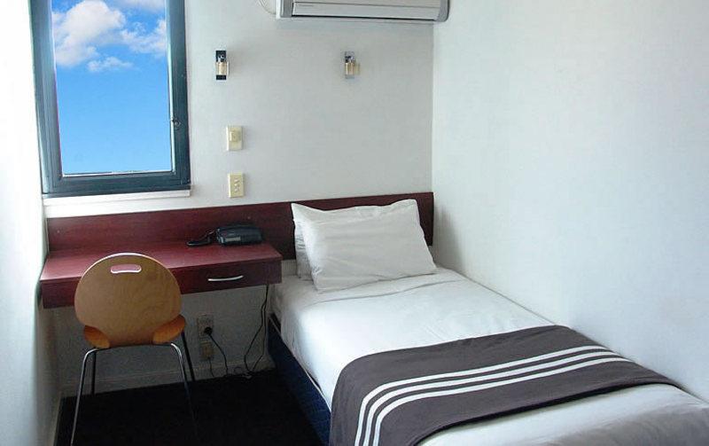 סידני Hotel Hacienda מראה חיצוני תמונה