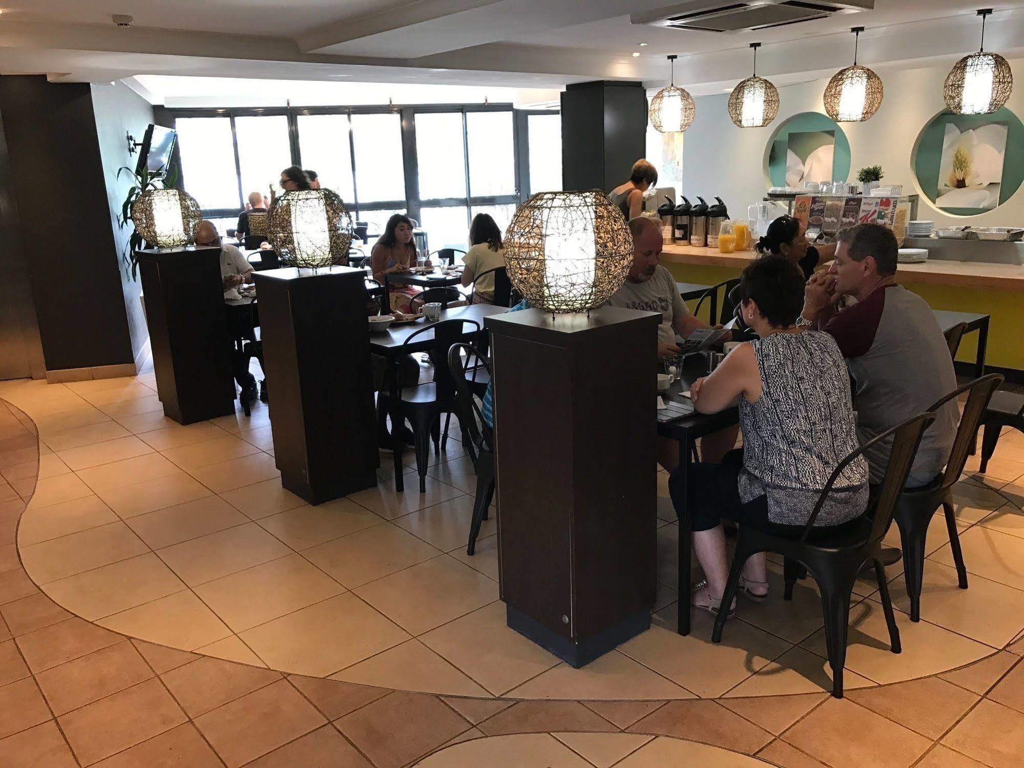 סידני Hotel Hacienda מראה חיצוני תמונה