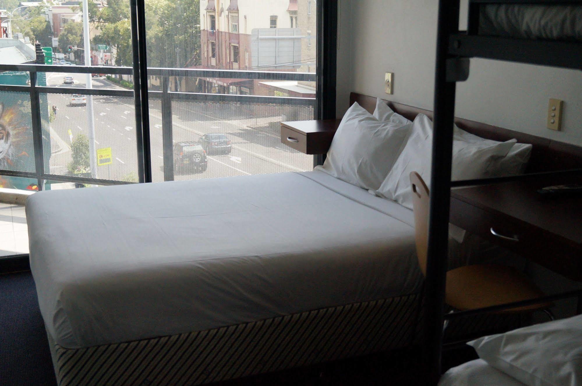 סידני Hotel Hacienda מראה חיצוני תמונה
